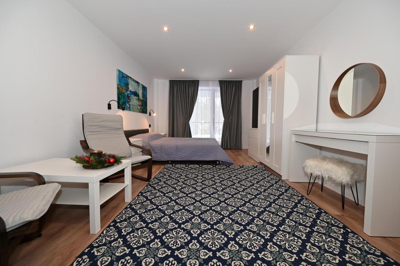 R&B Apartments Предеал Екстериор снимка