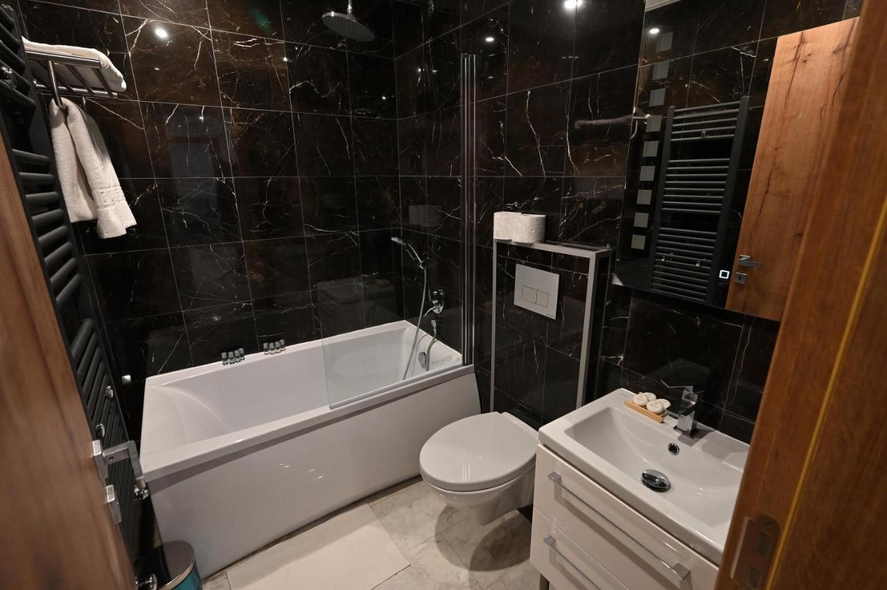 R&B Apartments Предеал Екстериор снимка